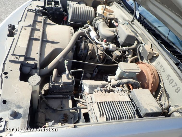 image for item DE1073 1998 Chevrolet C1500 Ext. Cab pickup truck