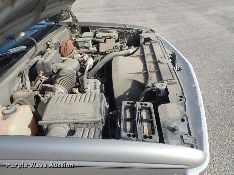 image for item DE1073 1998 Chevrolet C1500 Ext. Cab pickup truck