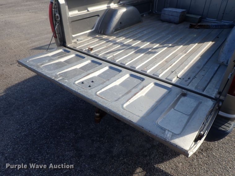 image for item DE1073 1998 Chevrolet C1500 Ext. Cab pickup truck