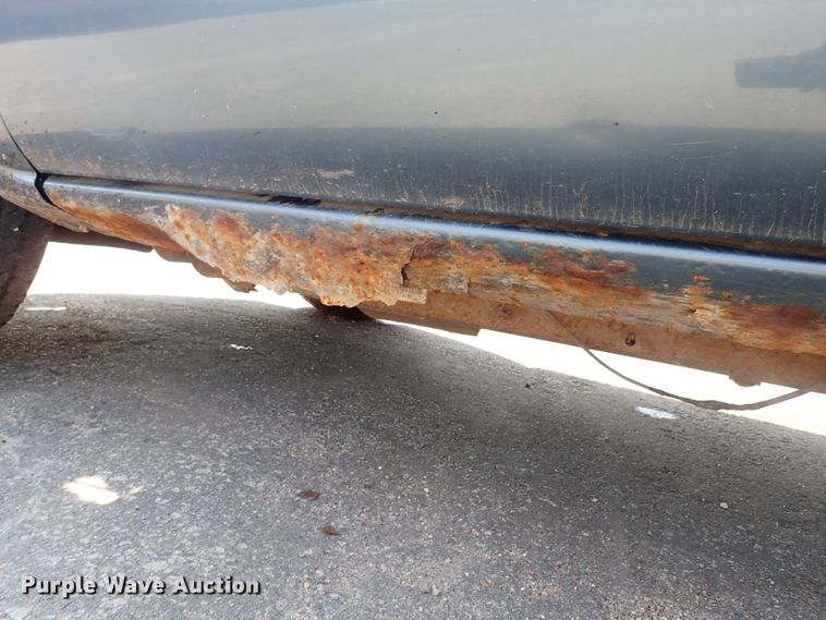 image for item DE1076 2006 Chevrolet Silverado 1500 pickup truck