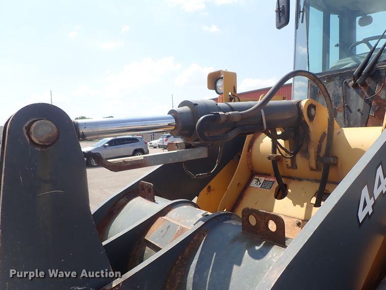 image for item DE1080 2006 John Deere 444J wheel loader