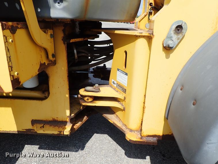 image for item DE1080 2006 John Deere 444J wheel loader