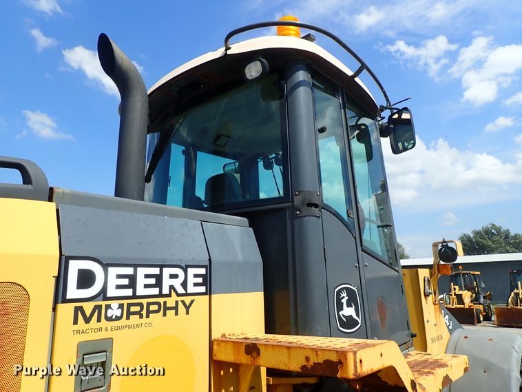 image for item DE1080 2006 John Deere 444J wheel loader