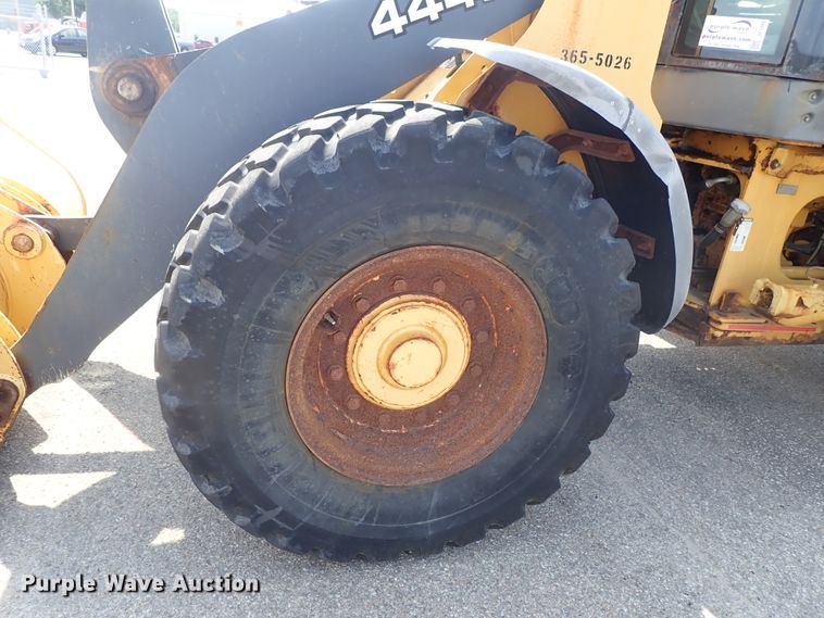image for item DE1080 2006 John Deere 444J wheel loader