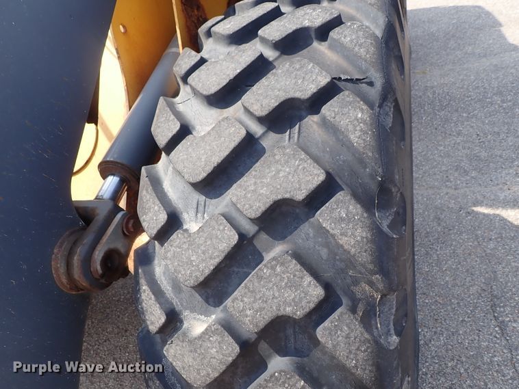 image for item DE1080 2006 John Deere 444J wheel loader