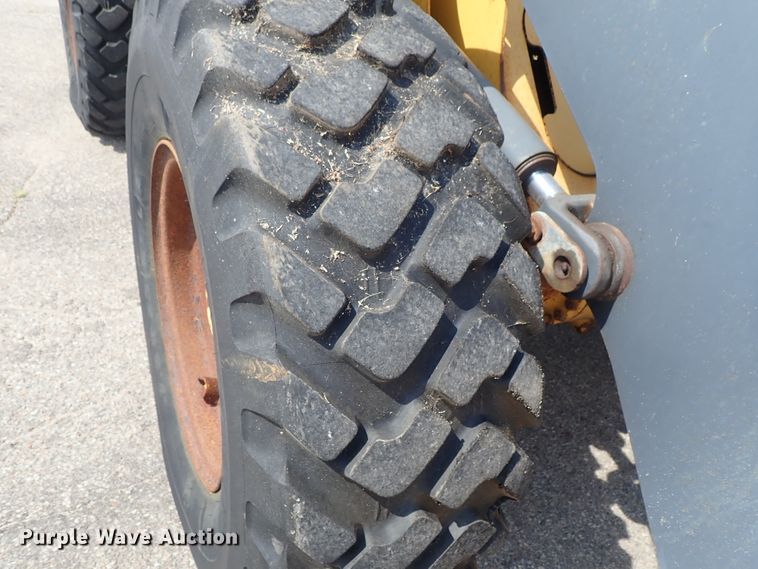 image for item DE1080 2006 John Deere 444J wheel loader