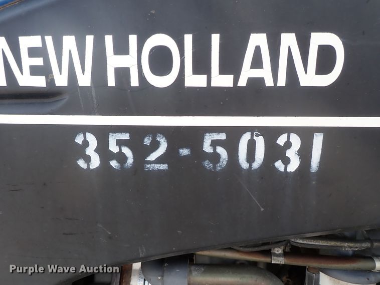 image for item DE1082 2001 New Holland TS100 tractor
