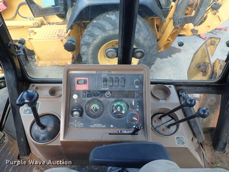 image for item DE1083 1997 John Deere 310E backhoe