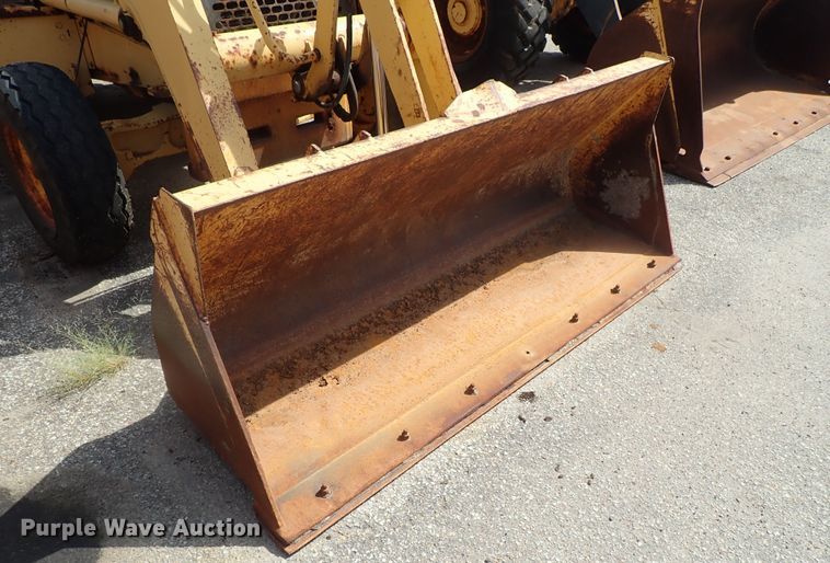 image for item DE1083 1997 John Deere 310E backhoe