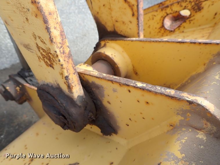 image for item DE1083 1997 John Deere 310E backhoe