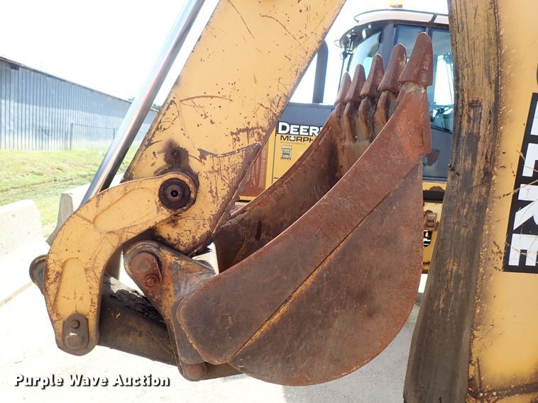 image for item DE1083 1997 John Deere 310E backhoe
