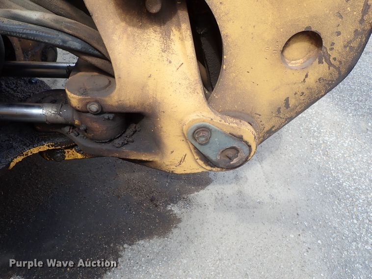 image for item DE1083 1997 John Deere 310E backhoe