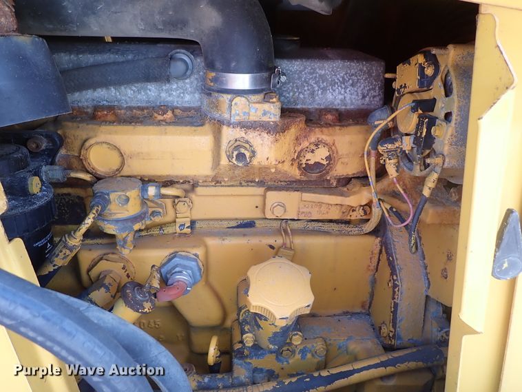 image for item DE1084 1999 John Deere 310E backhoe