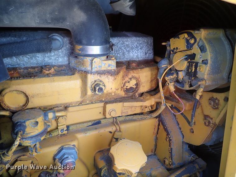 image for item DE1084 1999 John Deere 310E backhoe