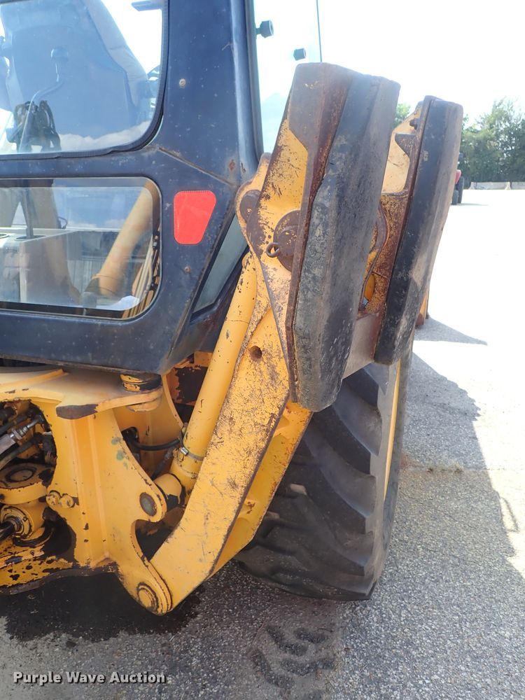 image for item DE1084 1999 John Deere 310E backhoe