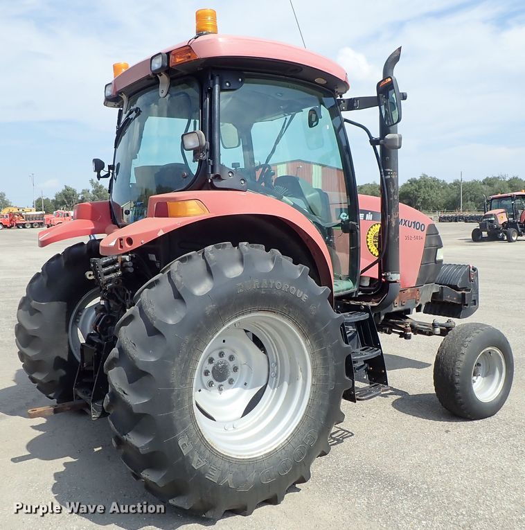 image for item DE1085 2004 Case MXU-100 tractor