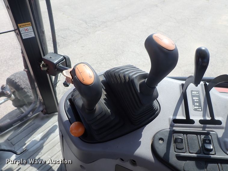 image for item DE1085 2004 Case MXU-100 tractor