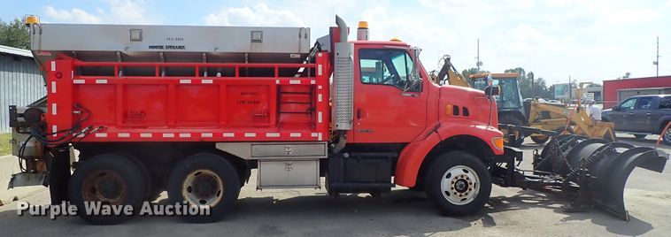 image for item DE1086 2003 Sterling LT7501 dump truck