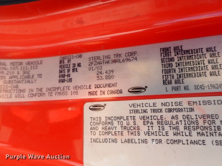 image for item DE1086 2003 Sterling LT7501 dump truck