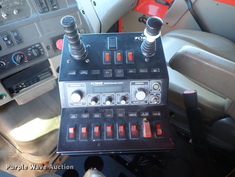 image for item DE1086 2003 Sterling LT7501 dump truck