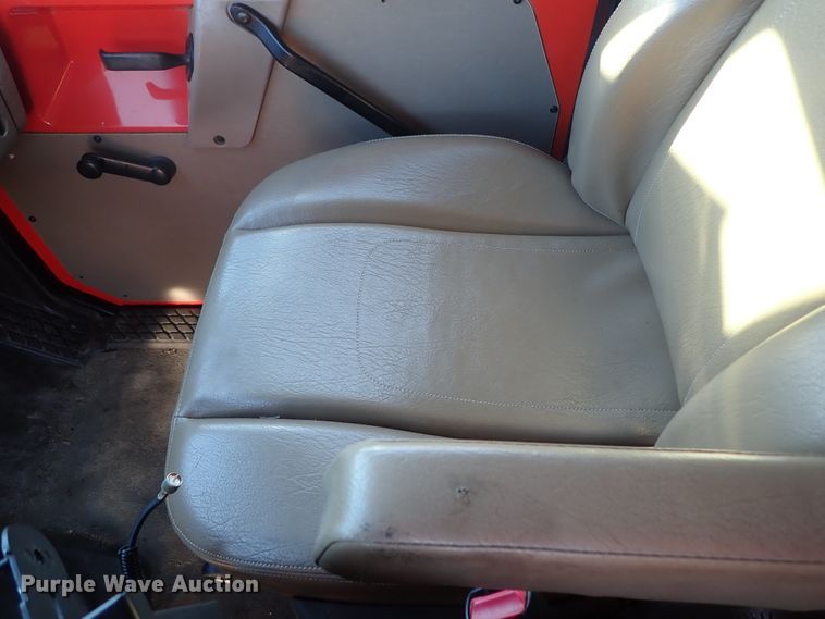 image for item DE1086 2003 Sterling LT7501 dump truck