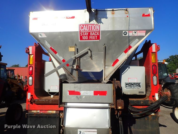 image for item DE1086 2003 Sterling LT7501 dump truck