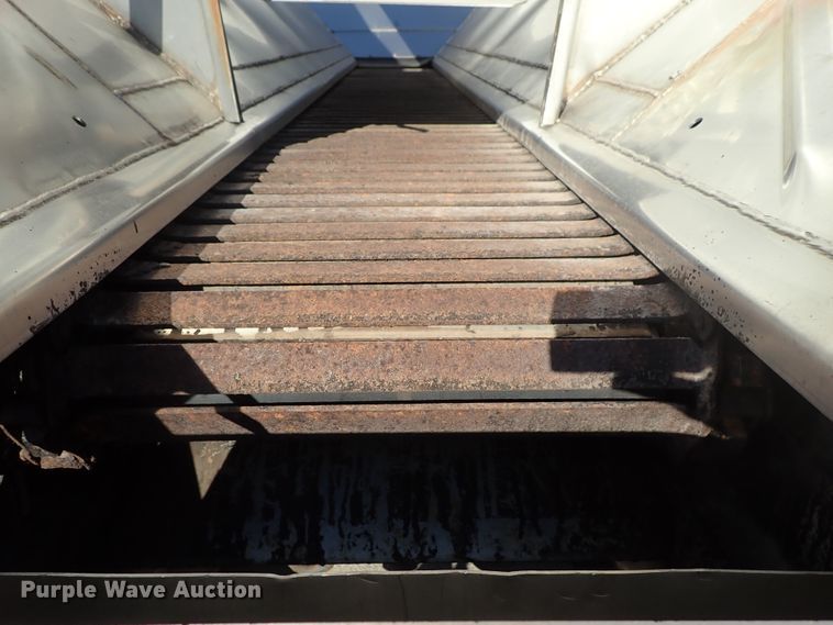 image for item DE1086 2003 Sterling LT7501 dump truck