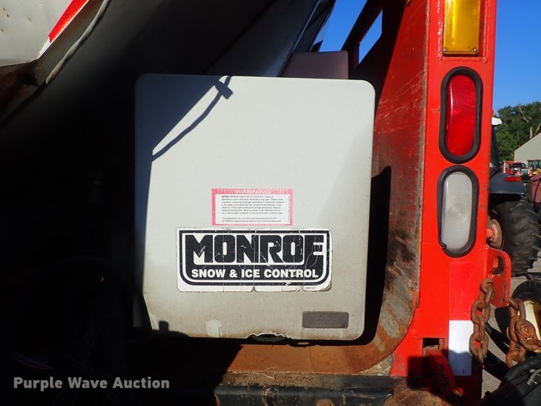 image for item DE1086 2003 Sterling LT7501 dump truck