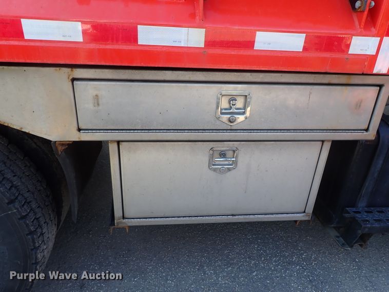 image for item DE1086 2003 Sterling LT7501 dump truck