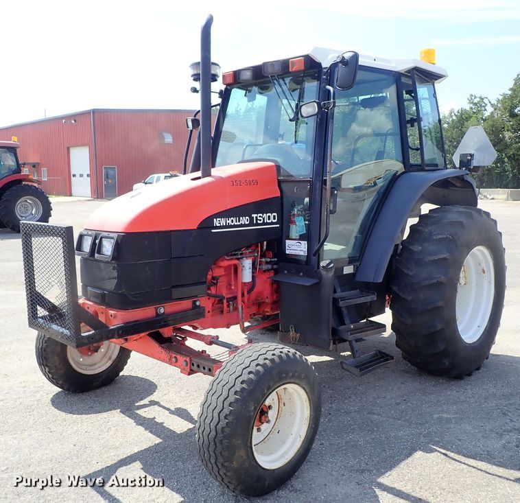 image for item DE1087 1999 New Holland TS100 tractor