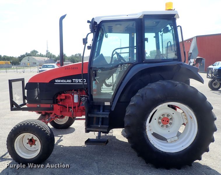 image for item DE1087 1999 New Holland TS100 tractor