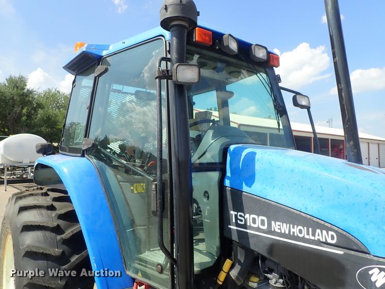 image for item DE1088 2001 New Holland TS100 tractor