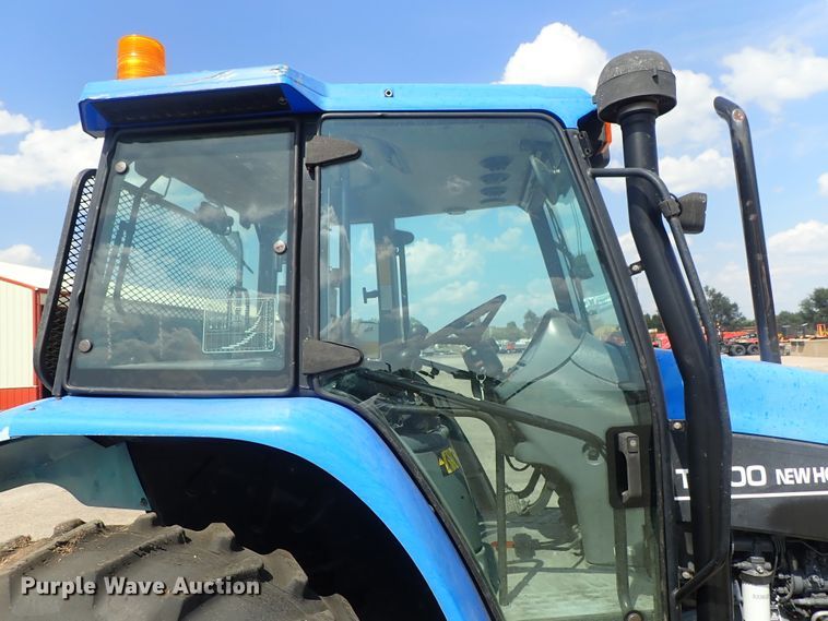 image for item DE1088 2001 New Holland TS100 tractor