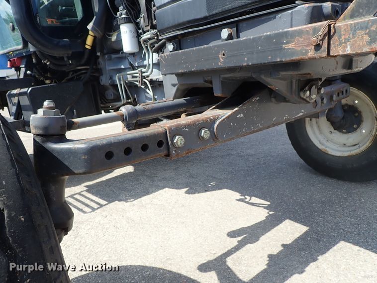 image for item DE1088 2001 New Holland TS100 tractor