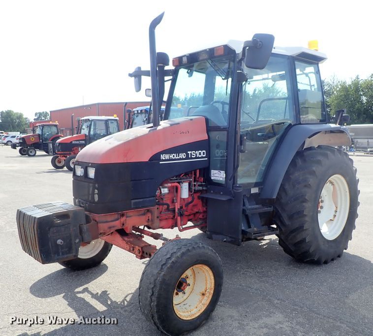 image for item DE1089 1999 New Holland TS100 tractor
