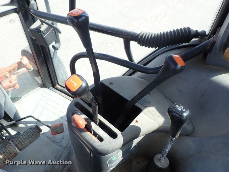 image for item DE1089 1999 New Holland TS100 tractor