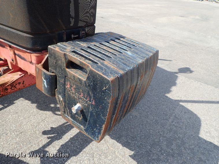 image for item DE1089 1999 New Holland TS100 tractor