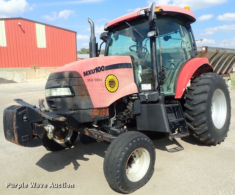 image for item DE1090 2004 Case MXU-100 tractor