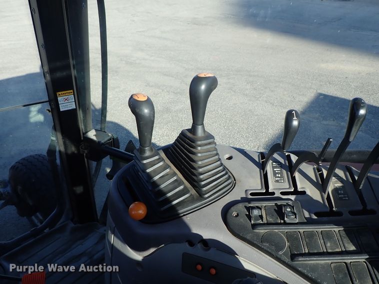 image for item DE1090 2004 Case MXU-100 tractor