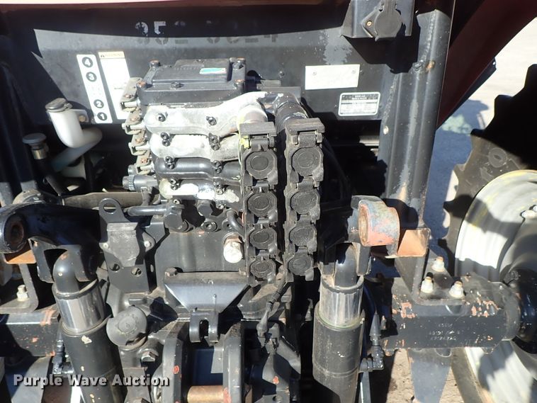 image for item DE1090 2004 Case MXU-100 tractor