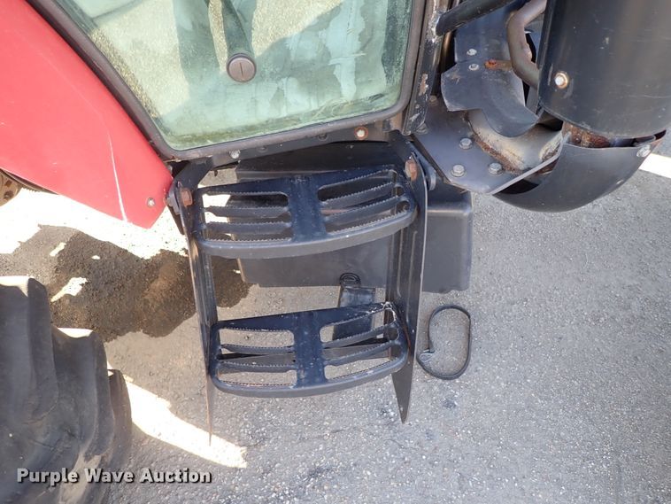 image for item DE1090 2004 Case MXU-100 tractor