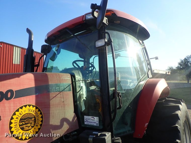 image for item DE1090 2004 Case MXU-100 tractor