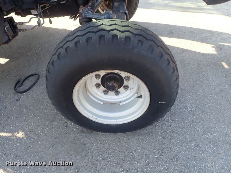 image for item DE1090 2004 Case MXU-100 tractor