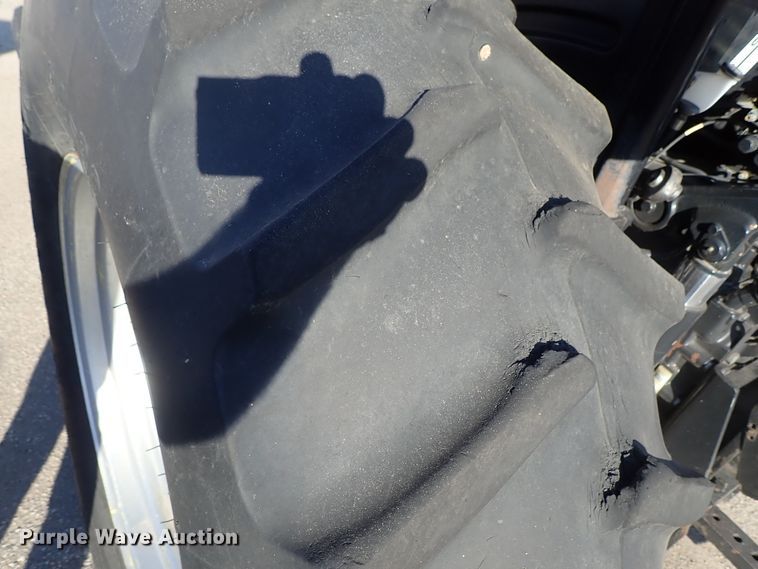 image for item DE1090 2004 Case MXU-100 tractor