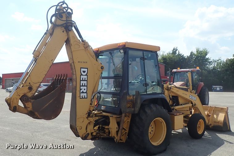 image for item DE1092 1998 John Deere 310E backhoe