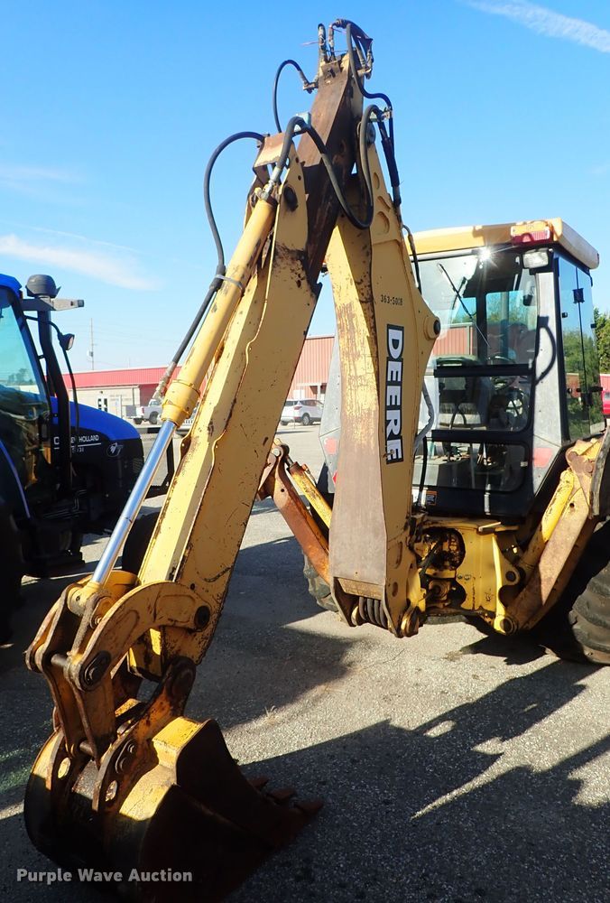 image for item DE1092 1998 John Deere 310E backhoe