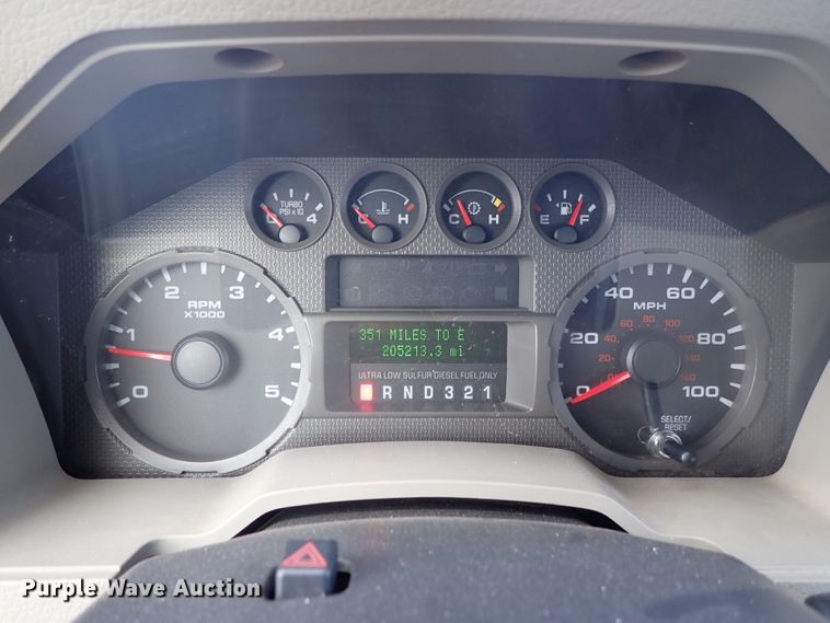 image for item DE1093 2008 Ford F250 Super Duty Crew Cab utility bed pickup truck