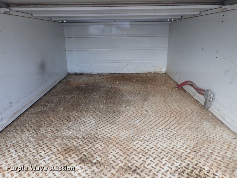 image for item DE1093 2008 Ford F250 Super Duty Crew Cab utility bed pickup truck