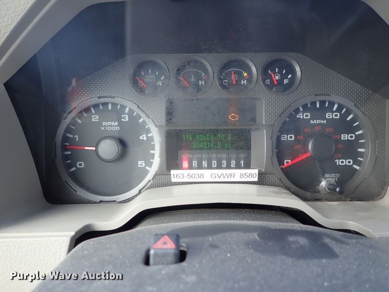 image for item DE1094 2008 Ford F250 Super Duty Crew Cab utility bed pickup truck