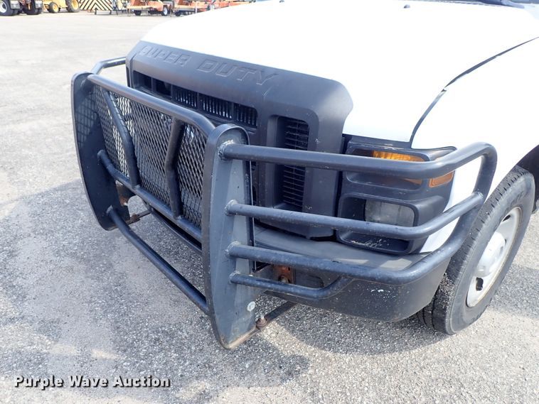 image for item DE1094 2008 Ford F250 Super Duty Crew Cab utility bed pickup truck